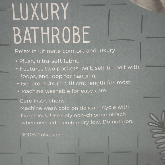 Wayland square ultra blue soft luxury bathrobe. One size. - Picture 4 of 5